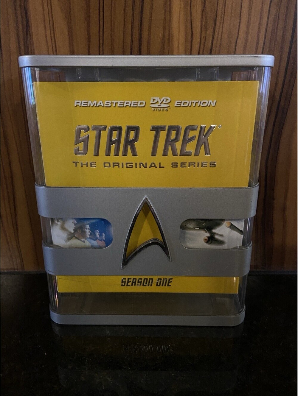 Star Trek The Original Series Season One 10-Disc DVD Box Set Excellent Condition